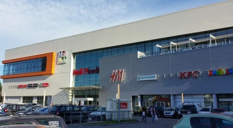 Mall Plovdiv Will be Energy Efficient through a PV System Mounted over a Special Roof System for Photovoltaics from IKO